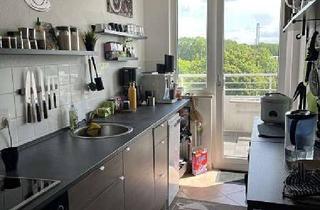 Wohnung mieten in Fr.-Ebert-Straße 57, 27570 Geestemünde, gemütliche 2 Zimmer Dachgeschosswohnung mit großem Balkon