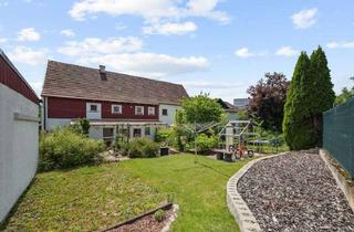 Einfamilienhaus kaufen in 84048 Mainburg, Traumhaftes Einfamilienhaus mit großem Grundstück und 2 Garagen in ruhiger Lage!