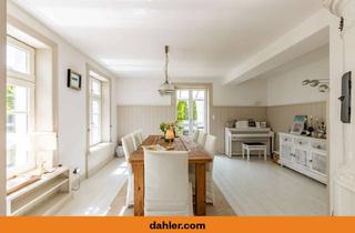 Haus mieten in 73614 Schorndorf, Stilvolles Stadthaus in Schorndorf mit 5 Schlafzimmern, Wintergarten, Garage und zwei Stellplätzen