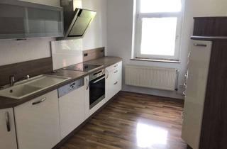 Haus mieten in Wohldenbergstrasse 34, 31188 Holle, Saniertes Reihenhaus im Grünen mit Einbauküche und Garage