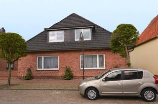Wohnung mieten in 25774 Lunden, Helle Dachgeschosswohnung in Lunden zu vermieten