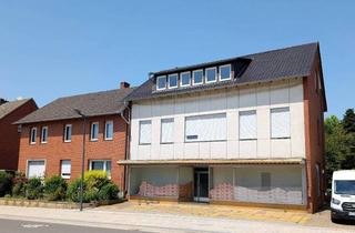 Haus kaufen in 49205 Hasbergen, Hasbergen - Kernsanierung oder Abriss: 2 Häuser auf großem Grundstück
