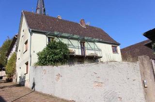 Einfamilienhaus kaufen in 97618 Hohenroth, Hohenroth - Historisches Einfamilienhaus mit teilausgebauter Scheune und Hof