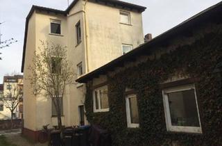 Mehrfamilienhaus kaufen in 63263 Neu-Isenburg, Neu-Isenburg - Mehrfamilienhaus mit riesigem Grundstück zentral in Neu-Isenburg
