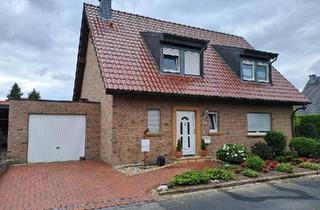 Haus kaufen in 47551 Bedburg-Hau, Bedburg-Hau - Zweifamilienhaus in Toplage von 47551 Bedburg-Hau