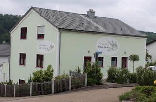 Mehrfamilienhaus kaufen in 85137 Walting, Walting - Mehrgenerationenhaus, Mehrfamilienhaus mit 3 Wohneinheiten