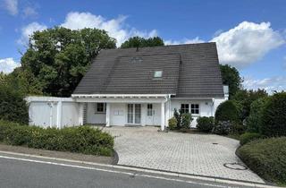 Haus kaufen in 58553 Halver, Halver - Großzügiges Zweifamilienhaus mit toller Aussicht in schöner Lage von Halver-Anschlag