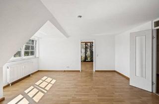 Wohnung kaufen in 12555 Berlin, Berlin - Leben am Wasser - Bezugsfreie Dachgeschosswohnung mit Bootsplatzoption in Berlin-Köpenick