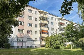 Wohnung kaufen in 04575 Neukieritzsch, Frisch sanierte 3-Zimmer-Wohnung mit Balkon im Leipziger Neuseenland