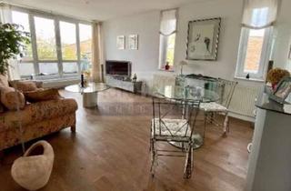 Wohnung kaufen in 23570 Travemünde, Ihr Rückzugsort am Meer – Lichtdurchflutete 2-Zimmer-Eckwohnung mit zwei Balkonen in Travemünde