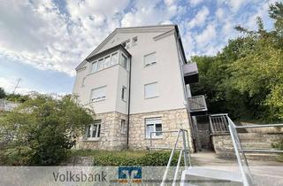 Wohnung kaufen in 85072 Eichstätt, Charmante 3-Zimmer-Dachgeschoß-Wohnung mit Balkon
