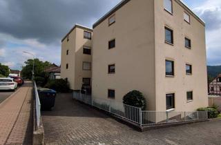 Wohnung kaufen in Tränkebergstr., 36199 Rotenburg, Ansprechende 3-Zimmer-EG-Wohnung mit Balkon, EBK und Garage in Rotenburg