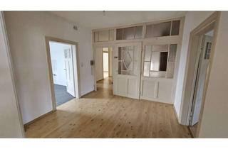 Wohnung mieten in Starkenburgring 10, 63069 Stadtmitte, Schöne 4,5 Zimmer Altbauwohnung in toller Lage