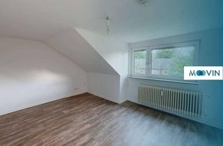 Wohnung mieten in Ostlandstraße 38, 24768 Rendsburg, **Gemütliche 2-Zimmer-Dachgeschosswohnung mit moderner Einbauküche und Badewanne**