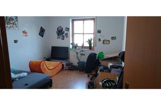 Wohnung mieten in Westliche Ringstr 42, 96163 Gundelsheim, Helle, ruhige 3-Zimmer-Wohnung mit Gartenanteil, EBK in Gundelsheim