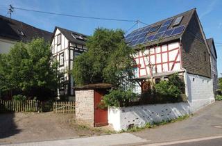 Haus kaufen in 56290 Uhler, Ökologisch saniertes Schmuckstück – Charmantes Ein- bis Zweifamilienhaus in Uhler