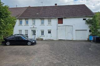 Bauernhaus kaufen in 66887 Sankt Julian, Für Handwerker! Ehem. Bauernhaus mit angrenzender Scheune in St. Julian/Gumbsweiler
