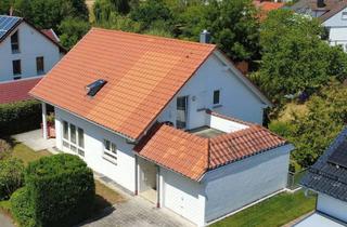 Einfamilienhaus kaufen in 72661 Grafenberg, freistehendes Einfamilienhaus in Massivbauweise mit Garten