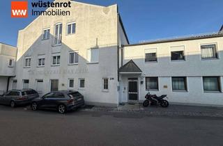 Haus kaufen in 94486 Osterhofen, OSTERHOFEN : Zentrumsnahes Zweifamilienhaus + weiterer im Ausbau befindlicher Wohnung