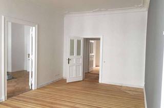 Wohnung kaufen in Friedbergstraße 11, 14057 Charlottenburg (Charlottenburg), Stilvolle, modernisierte 4-Zimmer-Wohnung mit lux. Innenausstattung mit Balkon und EBK