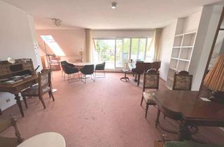 Wohnung kaufen in 73230 Kirchheim, Schöne 3,5 Zimmer-DG-Wohnung mit Aufzug in stadtnaher Lage von Kirchheim