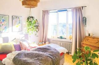 Wohnung kaufen in 50937 Sülz, Altbauklassiker mit Substanz – stilvolle Stadtwohnung in Toplage