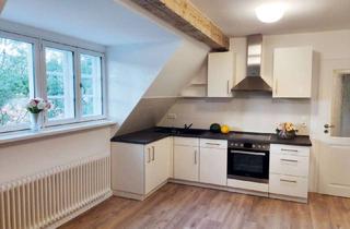 Wohnung mieten in 24238 Selent, Luxuriöse Dachgeschoß-Wohnung (90 qm) in der "Alten Musikschule Eichhof"