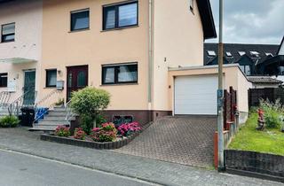 Doppelhaushälfte kaufen in 63579 Freigericht, Großzügige Doppelhaushälfte mit idyllischem Garten