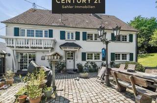 Villa kaufen in 51515 Kürten, Landhausvilla mit traumhaftem Garten in absoluter Ruhiglage