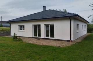 Haus kaufen in 54636 Schleid, Schleid - Bungalow Neubau