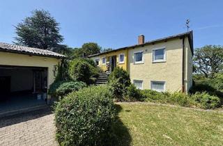 Doppelhaushälfte kaufen in 88630 Pfullendorf, Pfullendorf - Wohnen & Vermieten unter einem Dach - Gepflegte Doppelhaushälfte mit Garten, zwei Garagen und Einliegerwohnung