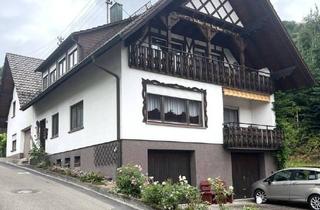 Haus kaufen in 77704 Oberkirch, Oberkirch - Oberkirch-Ringelbach: 2-Familienwohnhaus mit 149 m² Wfl. u. Garagen sowie renovierungsbedürftiges Einfamilienwohnhaus...