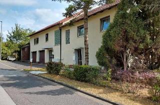 Haus kaufen in 97633 Sulzfeld, Sulzfeld - Doppelhaus mit großem Garten