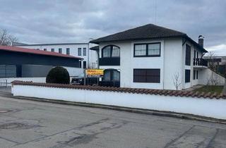 Haus kaufen in 84347 Pfarrkirchen, Pfarrkirchen - Großzügiges Familienhaus mit Doppelgarage & Einliegerwohnung