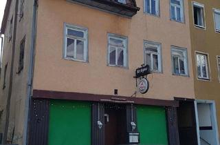 Mehrfamilienhaus kaufen in 78532 Tuttlingen, Tuttlingen - Mehrfamilienhaus mit Geschäftseinheit in zentraler Lage von Tuttl