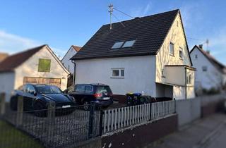 Einfamilienhaus kaufen in 89269 Vöhringen, Vöhringen - Freistehendes Einfamilienhaus mit Potenzial