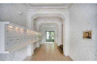 Wohnung kaufen in Stuttgarter Platz, 10627 Charlottenburg, Kompakte Stadtwohnung mit freiem Blick über den Stuttgarter Platz Berlin Charlottenburg