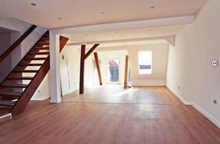 Wohnung kaufen in Schützeberger Str. 23, 34466 Wolfhagen, *2 sanierte, helle & moderne Maisonette Wohnungen, Fußbodenheizg.! Balkon& Einbauküche, HESSENGELD