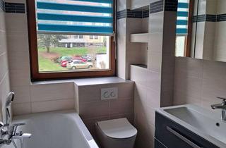 Wohnung kaufen in Fritz-Heckert-Ring 11, 08427 Fraureuth, Neue Heizung und neues Bad + Balkon