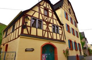 Wohnung mieten in Hochstraße 35, 56814 Ediger-Eller, 3-Zimmer-Wohnung mit gehobener Innenausstattung mit Terrasse und EBK in Ediger-Eller