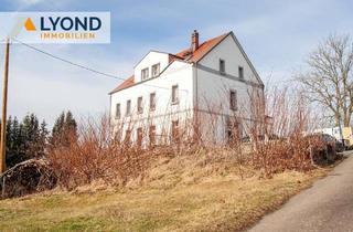 Mehrfamilienhaus kaufen in 09306 Wechselburg, Charmantes Mehrfamilienhaus mit 4 Wohneinheiten und großem Grundstück