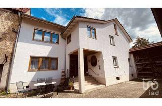 Haus kaufen in 67454 Haßloch, Handwerker aufgepasst. Sonder AfA. Gehöft renovierungsbedürftig mit großem Grundstück in Haßloch