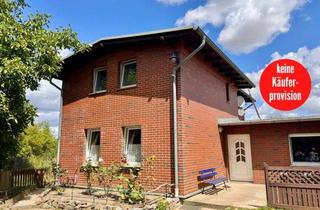 Einfamilienhaus kaufen in 17039 Wulkenzin, HORN IMMOBILIEN ++ Einfamilienhaus in absoluter Alleinlage, 15 km von Neubrandenburg entfernt