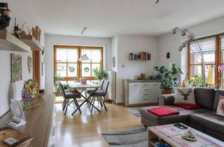 Anlageobjekt in 87527 Sonthofen, Helles Wohnglück mit Bergblick – ruhig, gepflegt, vermietet: 3-Zimmer-Wohnung mit TG und Balkon
