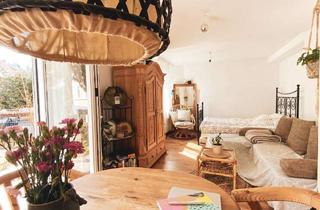 Wohnung mieten in Rambacher Straße 74, 65193 Sonnenberg, Stilvolle 1,5-Raum-Terrassenwohnung in Wiesbaden Sonnenberg inkl. Küche und Gartenmitnutzung.