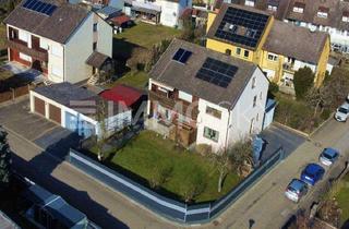 Haus kaufen in 91710 Gunzenhausen, Zweifamilienhaus mit Balkon, Garten, PV-Anlage und Garagen