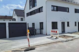 Haus mieten in Westweg 3b, 85375 Neufahrn, Erstbezug große neu gebaute DHH in Neufahrn b. Freising