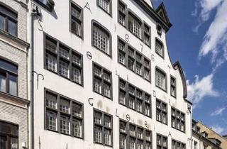 Wohnung kaufen in 50678 Köln, Köln - Unikat im Veedel: Altbau-Charme in saniertem Baudenkmal