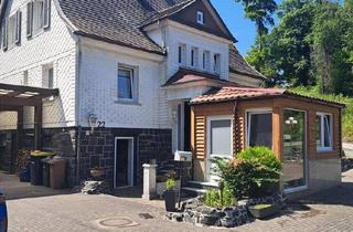 Einfamilienhaus kaufen in 35713 Eschenburg, Eschenburg - Attraktives Einfamilienhaus mit traumhaftem Garten