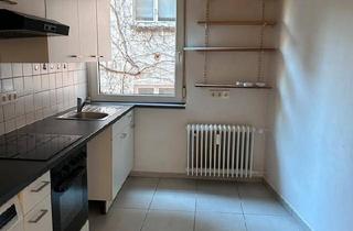 Wohnung kaufen in 76133 Karlsruhe, Karlsruhe - 3 Zi Altbauwohnung in Südweststadt Karlsruhe zu verkaufen